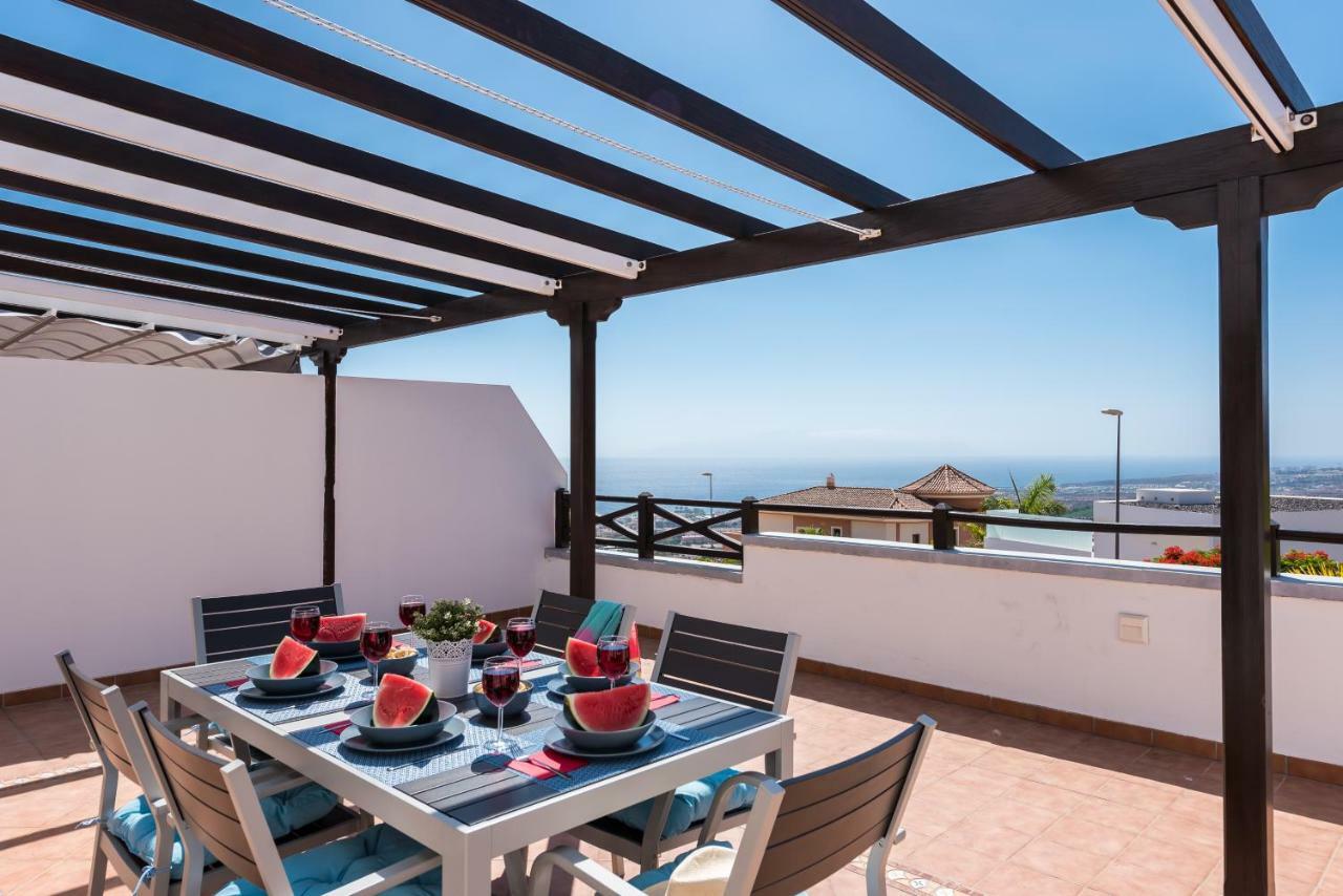 1 Charming Private Garden Pool, Bbq! Villa