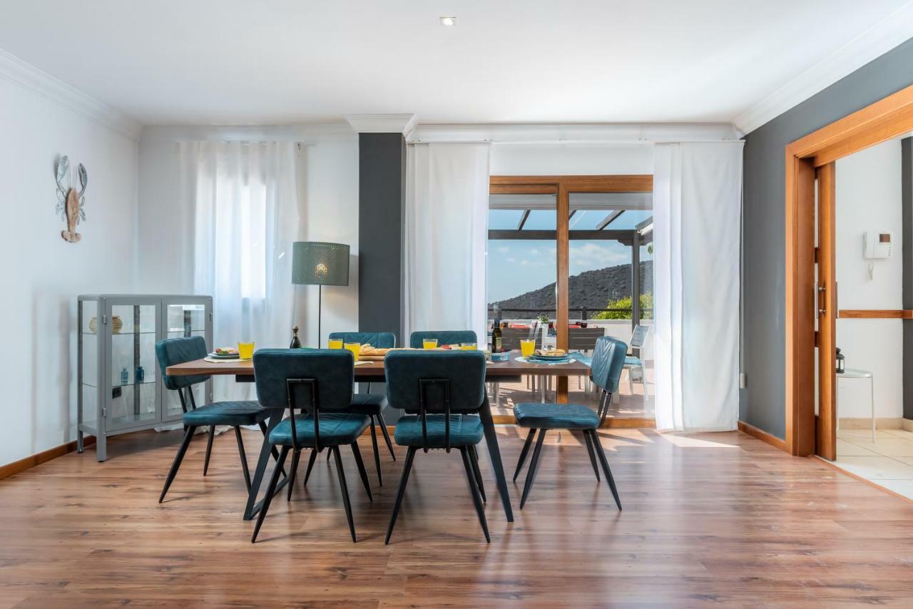 1 Charming Conde Private Garden Pool, Bbq! Willa